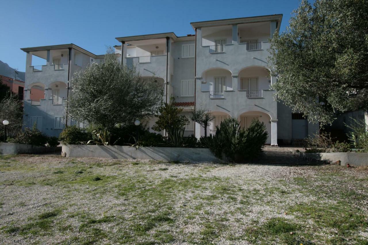 Cala Gonone - Nettuno Apartman Kültér fotó